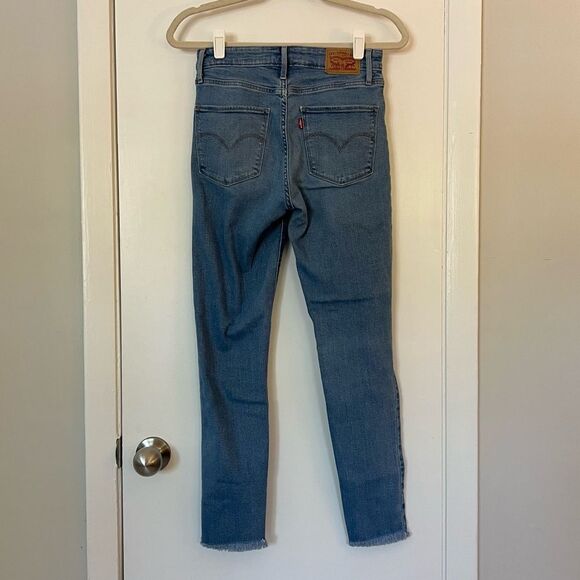 Levi’s High Rise Skinny Distressed Jeans Mid Wash 27 - Picture 2 of 11